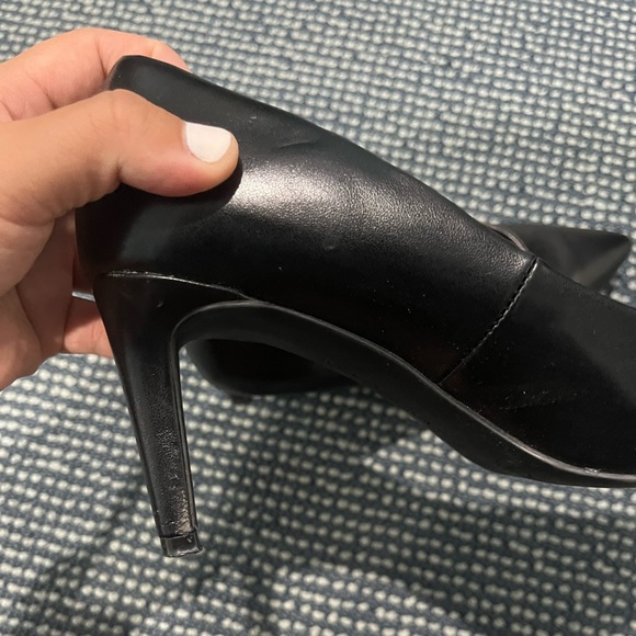 KELLY & Katie black heels - Picture 3 of 4